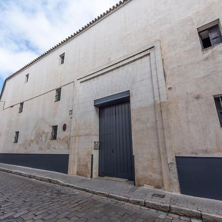 Apartamento En Monumento Historico Nacional Corral Del Conde-Duque De Olivares Sevilla Bagian luar foto