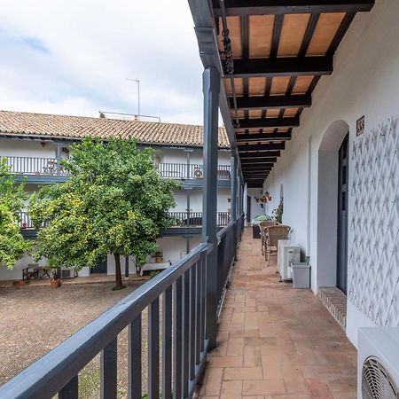 Apartamento En Monumento Historico Nacional Corral Del Conde-Duque De Olivares Sevilla Bagian luar foto