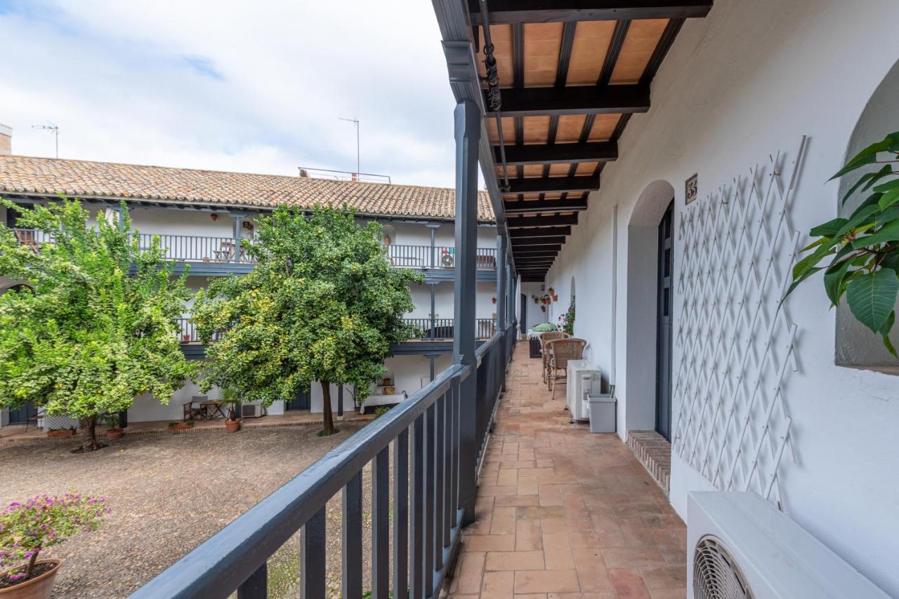 Apartamento En Monumento Historico Nacional Corral Del Conde-Duque De Olivares Sevilla Bagian luar foto